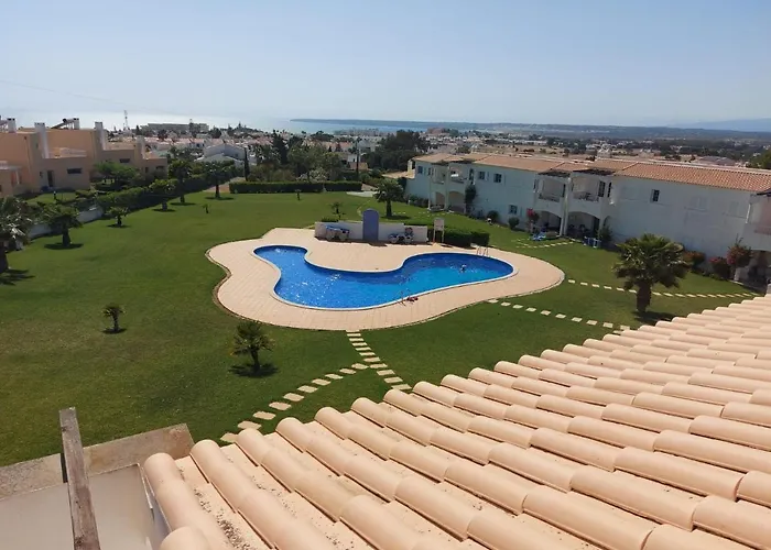 Ground Floor Apartment With Pool *
