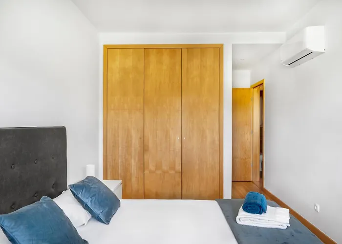 Ground Floor With Pool * Albufeira