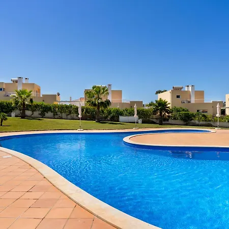 Ground Floor With Pool * Albufeira